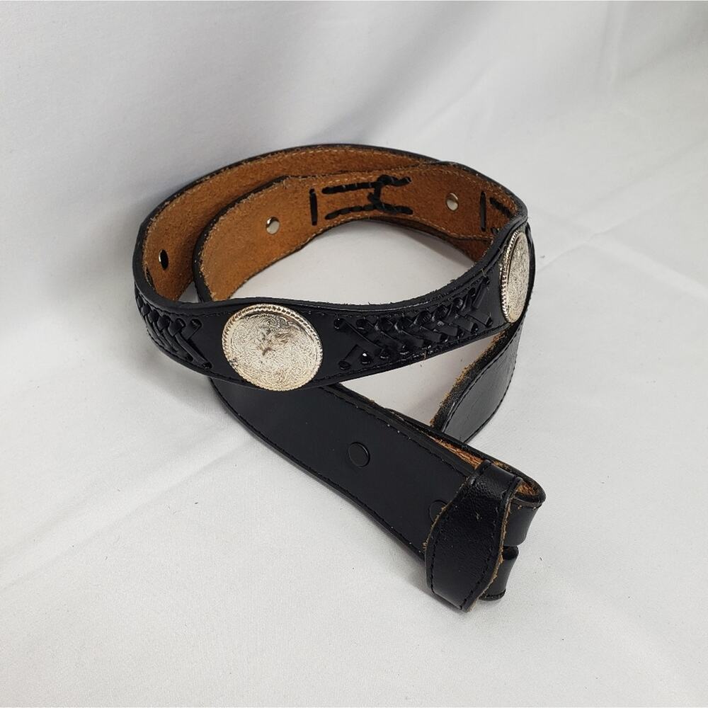 Brushy creek full grain cowhide black braided silver medallion 34